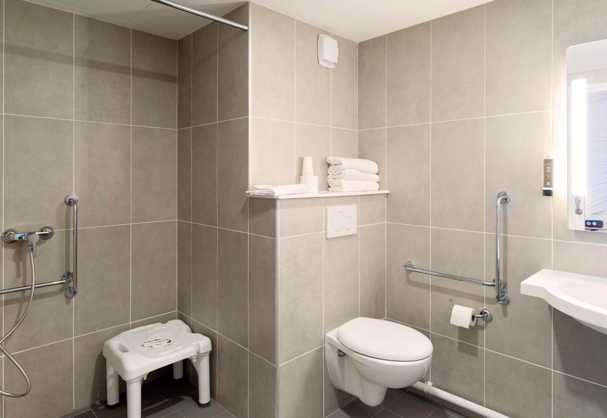 B&B Hotel Paris Clichy-Sous-Bois 3 Etoiles Exteriér fotografie